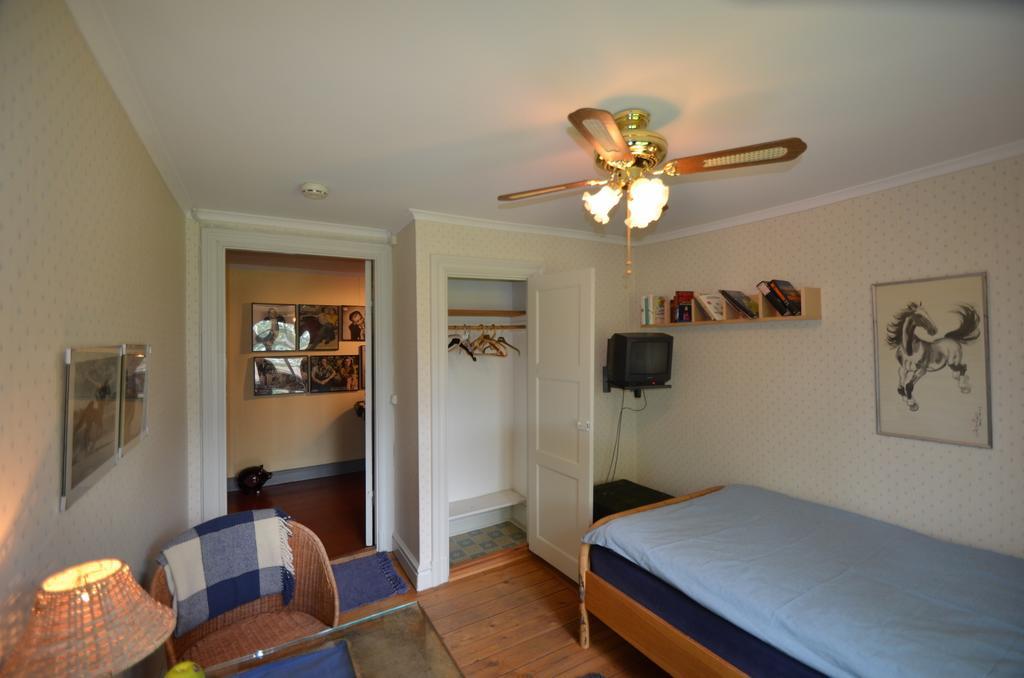 Broby Gard Hotel Märsta Quarto foto